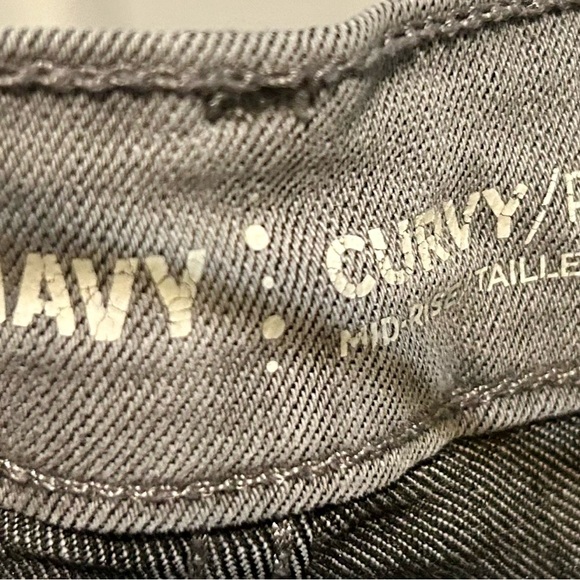 SOLD 5 or lady’s jeans - Picture 12 of 16